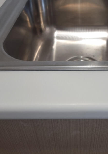 Kitchen-bench-after-1